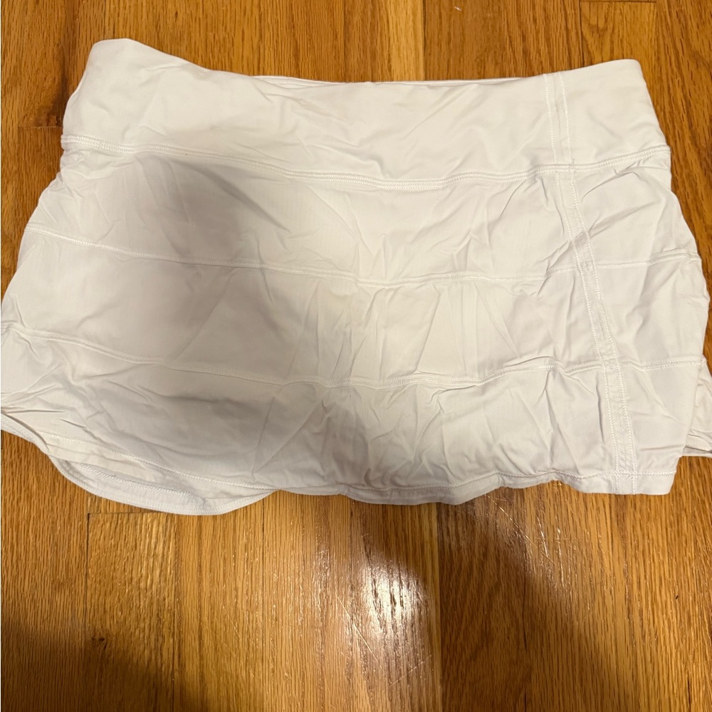 White Lululemon Pace Rival Skirt Size 8